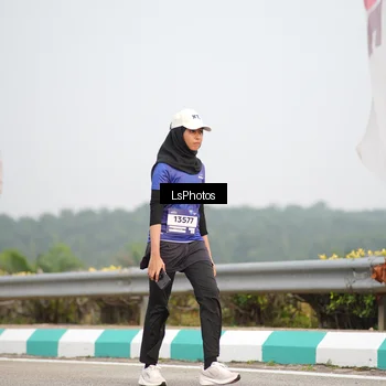 Runner Photo 7394372