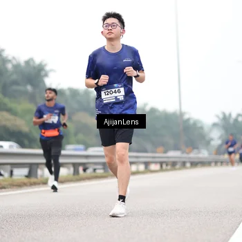 Runner Photo 7394433