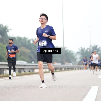 Runner Photo 7394549