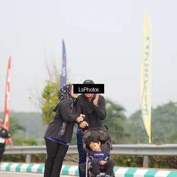 Runner Photo 7394557