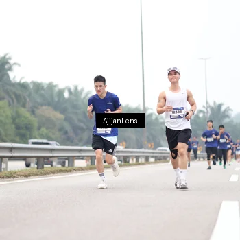 Runner Photo 7394575