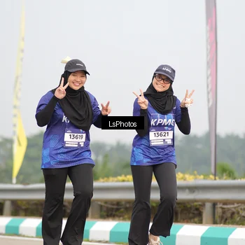 Runner Photo 7394580