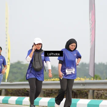 Runner Photo 7394641