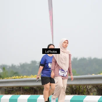 Runner Photo 7394729