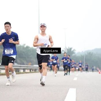 Runner Photo 7394741