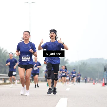 Runner Photo 7394797
