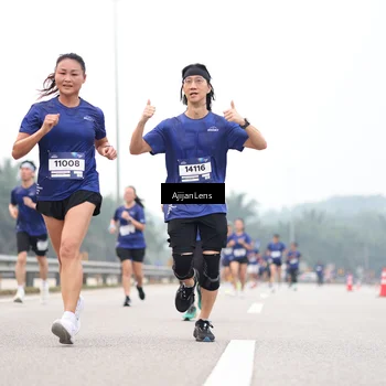 Runner Photo 7394929