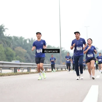Runner Photo 7394950