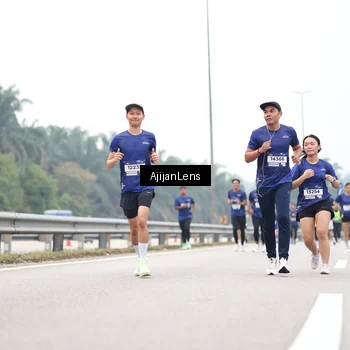 Runner Photo 7394952