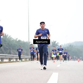 Runner Photo 7394989