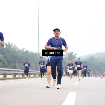 Runner Photo 7395024