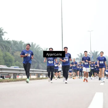 Runner Photo 7395057