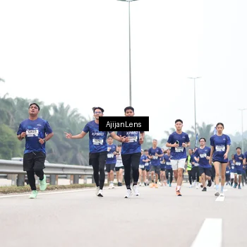 Runner Photo 7395142