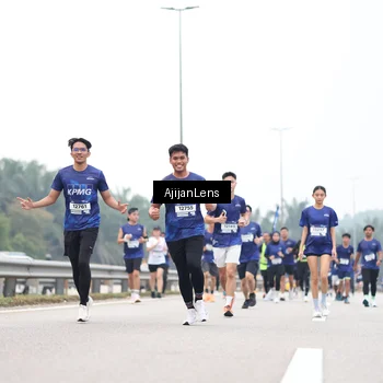 Runner Photo 7395212