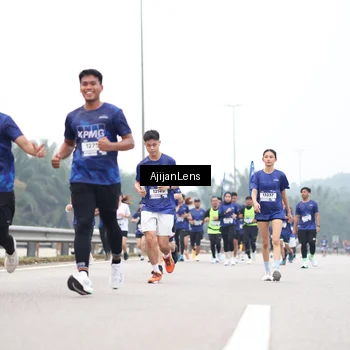 Runner Photo 7395248