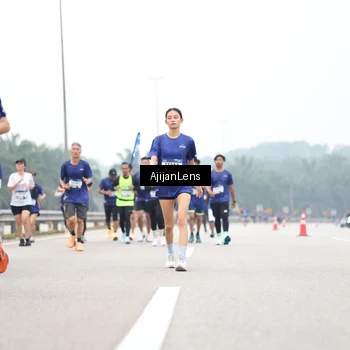 Runner Photo 7395271