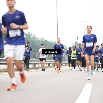 Runner Photo 7395298