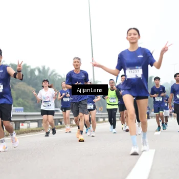 Runner Photo 7395354