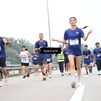 Runner Photo 7395356