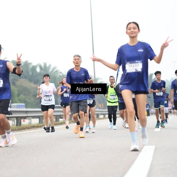 Runner Photo 7395364