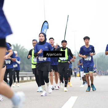 Runner Photo 7395379