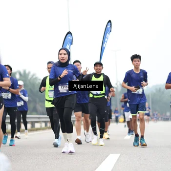 Runner Photo 7395383