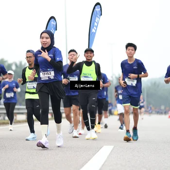Runner Photo 7395390