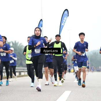 Runner Photo 7395436