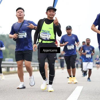 Runner Photo 7395438