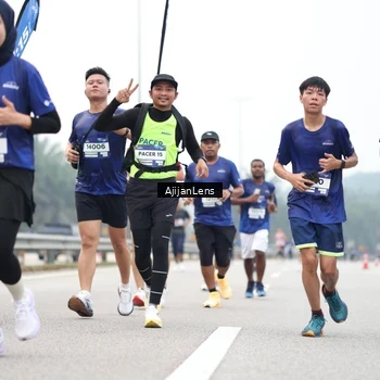 Runner Photo 7395458