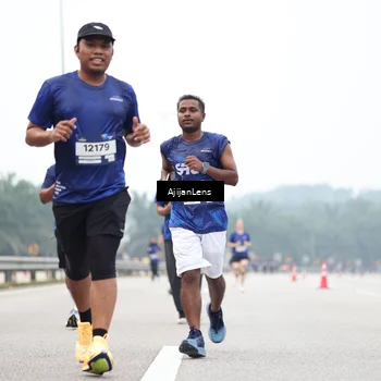 Runner Photo 7395472
