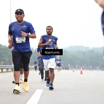 Runner Photo 7395476