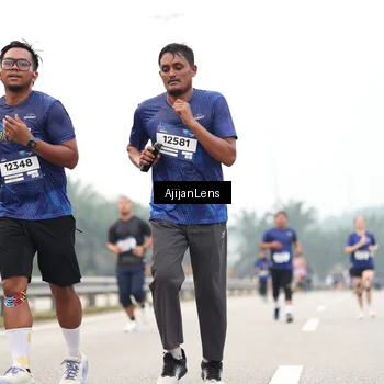 Runner Photo 7395492