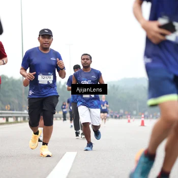 Runner Photo 7395496