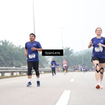 Runner Photo 7395506