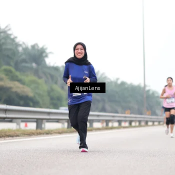 Runner Photo 7395530