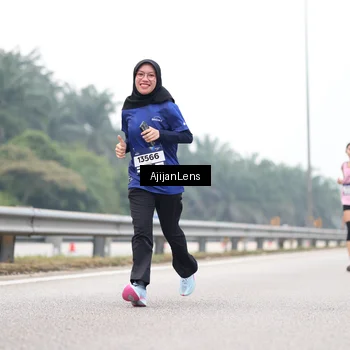 Runner Photo 7395537