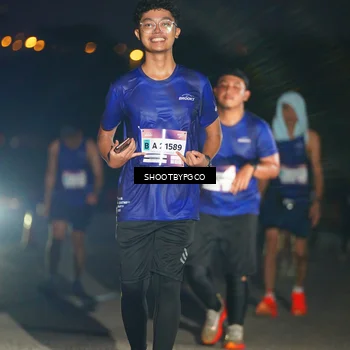 Runner Photo 7395542