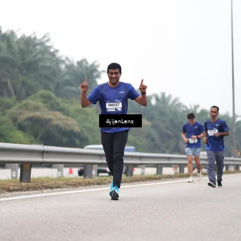 Runner Photo 7395549