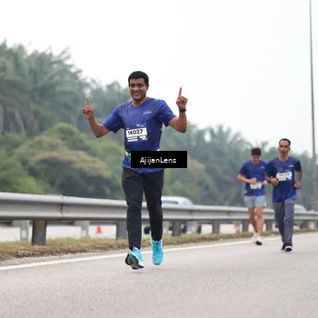 Runner Photo 7395555