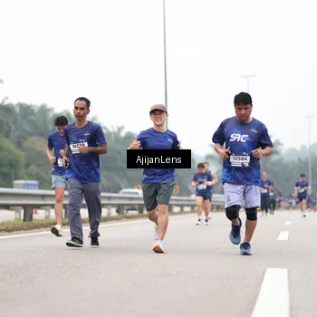 Runner Photo 7395569