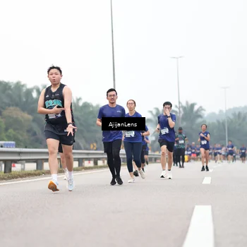 Runner Photo 7395594