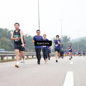 Runner Photo 7395596