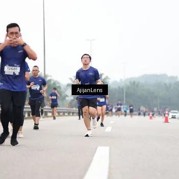Runner Photo 7395627