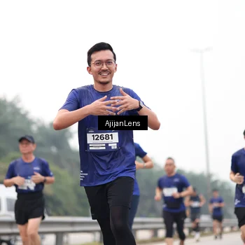 Runner Photo 7395632