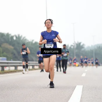 Runner Photo 7395643