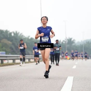 Runner Photo 7395649