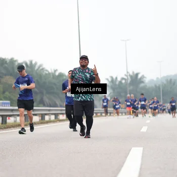 Runner Photo 7395681