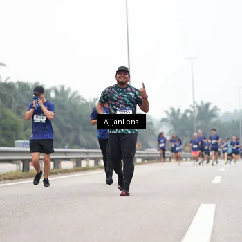 Runner Photo 7395691