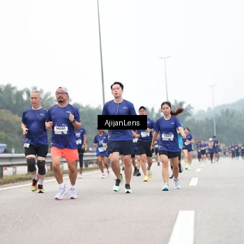 Runner Photo 7395702